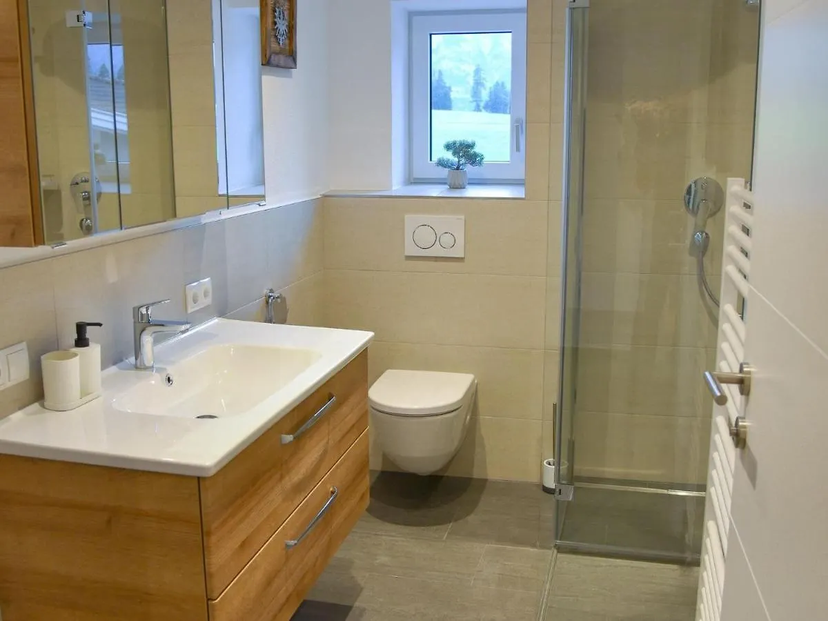 Apartment Weitblick In Gotzens With Spa Access Innsbruck